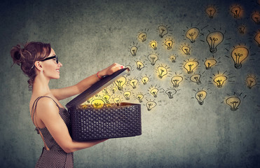 大班主题教案《动物世界》