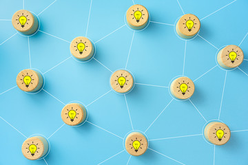 大班主题教案《动物世界》