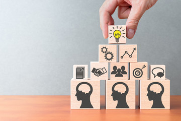 宝马530和奔驰E300怎么选？