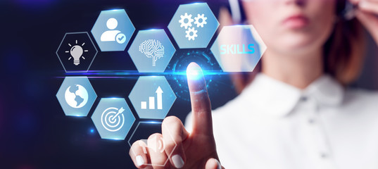 大班主题教案《动物世界》