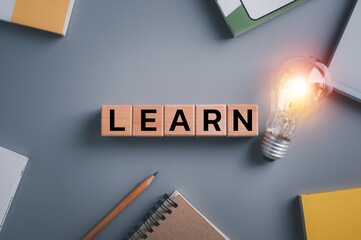 交通事故中没有出示警示三角架双方都处罚吗。需处罚多少？