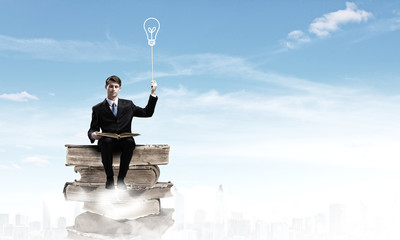 大班主题教案《动物世界》