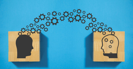 大班主题教案《动物世界》