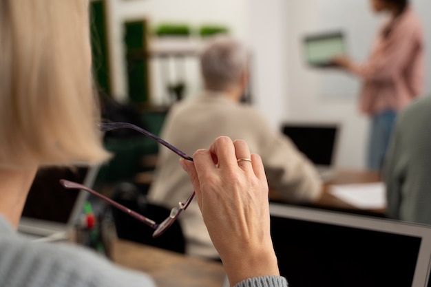 收集古今中外死得很惨的名人